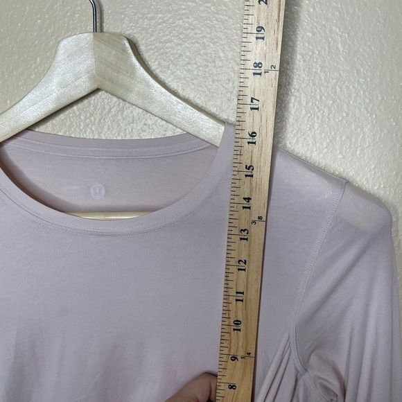 Lululemon Shirt Womens Small Pink Tie Long Sleeve Cropped Active Wear Gym - Picture 4 of 8